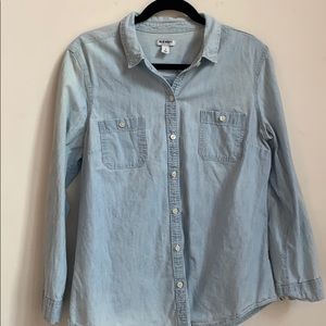Old navy chambray button up, size large.